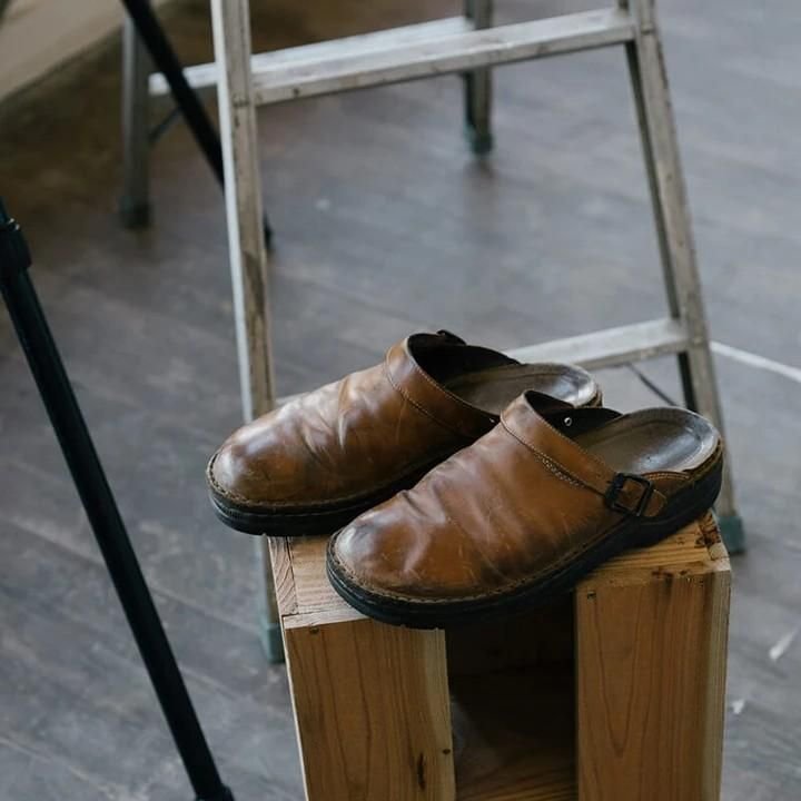 Sandsberg | Herren-Lederclogs | Bequemer Slip-On mit Komfortsohle